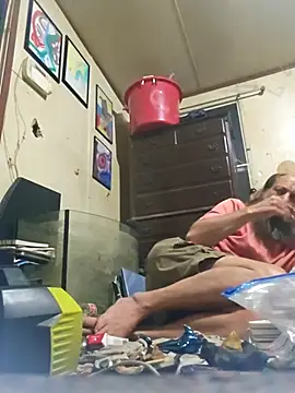 Snapshot of Beyond1978 chatting on April 7, 2026, 5:19 am Beyond1978 online show from April 7, 2026, 5:19 am