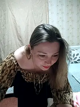 Snapshot of VselenaSun402 chatting on April 18, 2026, 11:03 am VselenaSun402 online show from April 18, 2026, 11:03 am