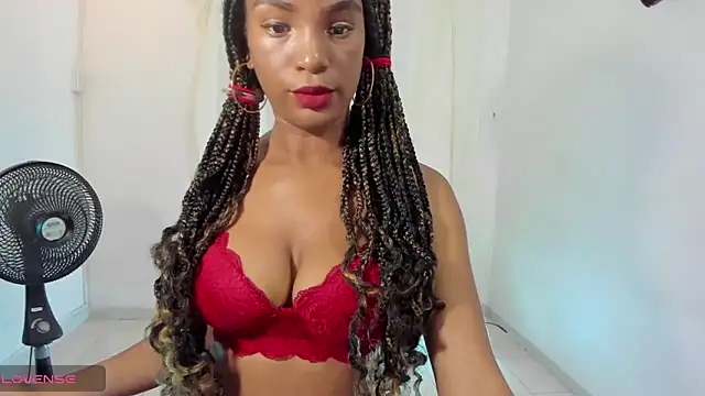 Snapshot of Zaya_Smith chatting on October 15, 2025, 4:12 am Zaya Smith online show from October 15, 2025, 4:12 am