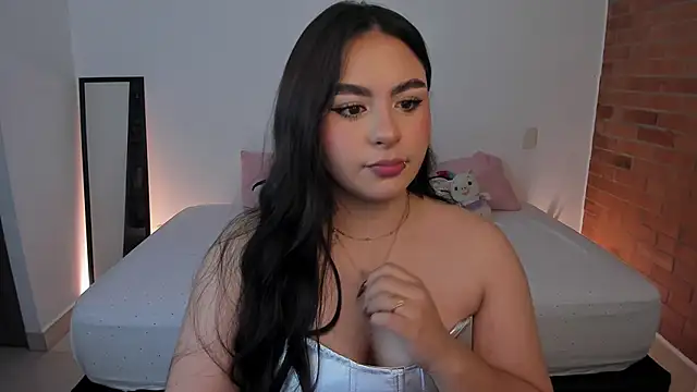 Snapshot of charlotte_blass chatting on January 2, 2025, 12:55 am charlotte blass online show from January 2, 2025, 12:55 am