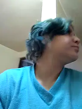 Snapshot of iDogrose21 chatting on November 14, 2025, 6:06 pm iDogrose21 online show from November 14, 2025, 6:06 pm