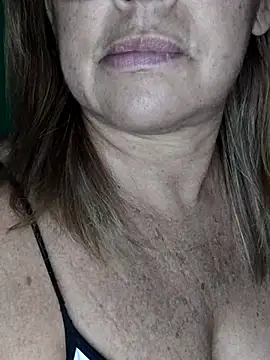 Snapshot of Kasandra_Ho chatting on September 22, 2025, 7:21 am Kasandra Ho online show from September 22, 2025, 7:21 am