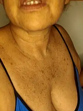 Kasandra Ho online show from March 18, 2026, 1:31 am