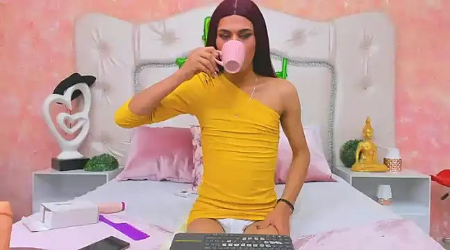 NahomiWhitel online show from January 2, 2025, 3:29 pm