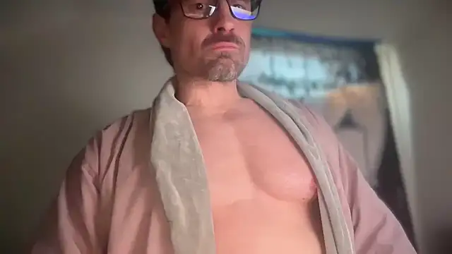 legitforce online show from March 14, 2025, 7:55 pm