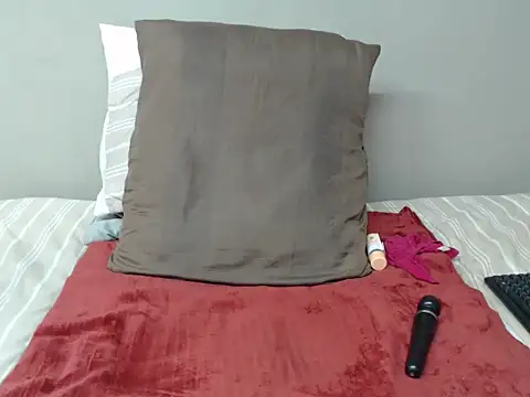 SexyRider200 online show from December 15, 2024, 6:15 pm