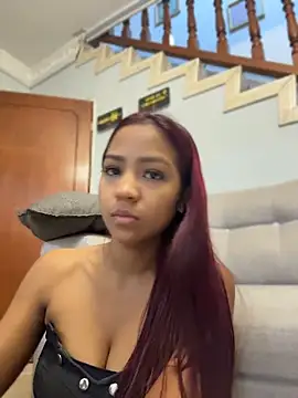 LucyLeah online show from June 4, 2026, 3:45 am