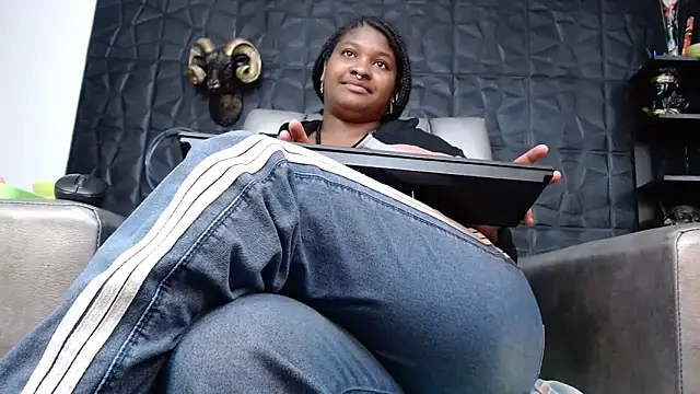 Snapshot of Hanna_Fox_69 chatting on February 25, 2026, 8:46 am Hanna Fox 69 online show from February 25, 2026, 8:46 am