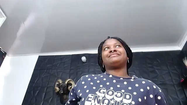 Snapshot of Hanna_Fox_69 chatting on March 14, 2026, 12:43 pm Hanna Fox 69 online show from March 14, 2026, 12:43 pm