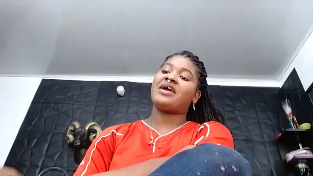 Snapshot of Hanna_Fox_69 chatting on March 21, 2026, 12:37 am Hanna Fox 69 online show from March 21, 2026, 12:37 am