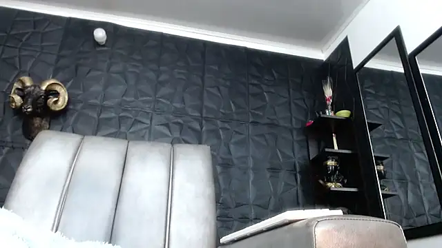 Snapshot of Hanna_Fox_69 chatting on May 3, 2026, 7:58 am Hanna Fox 69 online show from May 3, 2026, 7:58 am