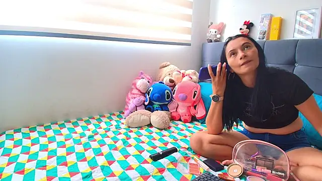 gracekelly12 online show from October 7, 2025, 7:11 pm