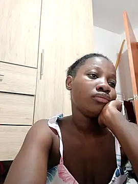 Snapshot of kharoll chatting on October 14, 2025, 2:07 pm kharoll online show from October 14, 2025, 2:07 pm