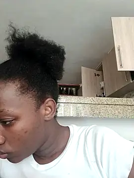 Snapshot of kharoll chatting on February 10, 2026, 10:36 pm kharoll online show from February 10, 2026, 10:36 pm