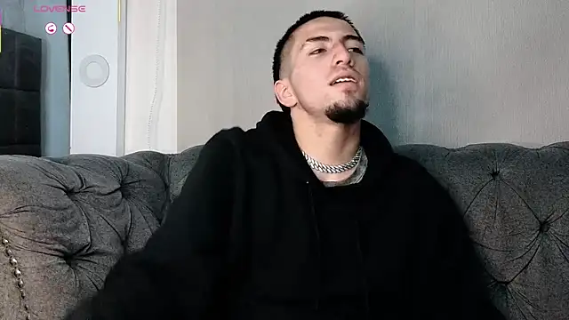 King Dante  online show from September 30, 2025, 12:04 am