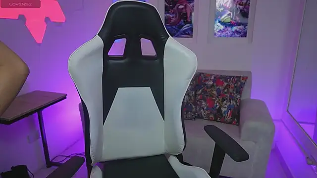 Snapshot of CattleyaScaly chatting on September 27, 2025, 7:30 pm CattleyaScaly online show from September 27, 2025, 7:30 pm