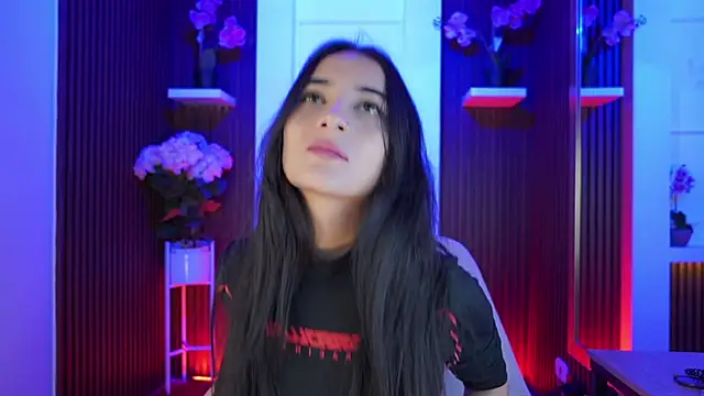 Snapshot of CattleyaScaly chatting on October 18, 2025, 7:14 pm CattleyaScaly online show from October 18, 2025, 7:14 pm