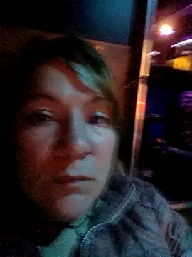 Snapshot of Skylar-Vox- chatting on March 4, 2025, 12:07 am Skylar-Vox- online show from March 4, 2025, 12:07 am