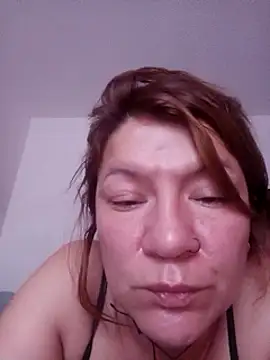 Snapshot of Skylar-Vox- chatting on March 4, 2025, 11:19 am Skylar-Vox- online show from March 4, 2025, 11:19 am