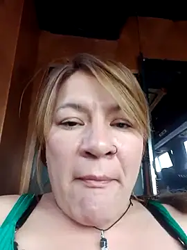 Snapshot of Skylar-Vox- chatting on March 11, 2025, 2:51 pm Skylar-Vox- online show from March 11, 2025, 2:51 pm