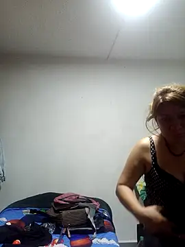 Skylar-Vox- online show from September 24, 2025, 9:23 am