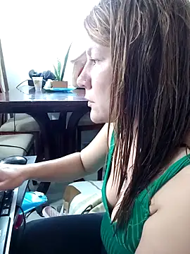 Skylar-Vox- online show from October 10, 2025, 9:58 pm