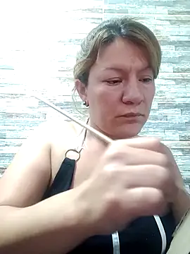 Skylar-Vox- online show from October 29, 2025, 10:39 am