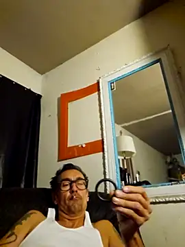 Snapshot of Pumpndeep chatting on April 17, 2026, 7:33 am Pumpndeep online show from April 17, 2026, 7:33 am