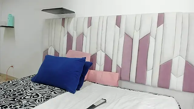 Snapshot of mia_stanfort chatting on January 22, 2025, 7:13 pm mia stanfort online show from January 22, 2025, 7:13 pm