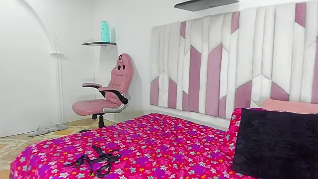 Snapshot of mia_stanfort chatting on February 22, 2025, 7:14 pm mia stanfort online show from February 22, 2025, 7:14 pm