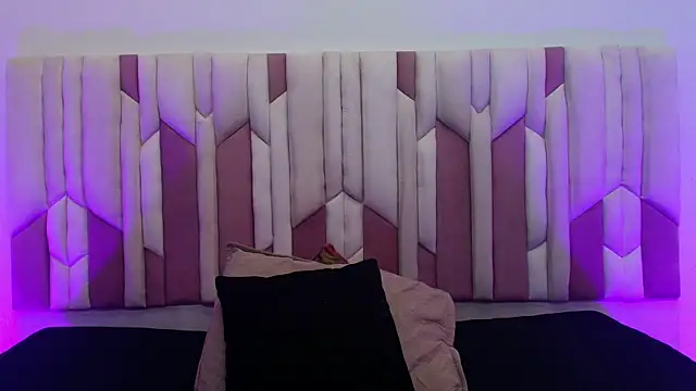 Snapshot of mia_stanfort chatting on October 18, 2025, 7:14 pm mia stanfort online show from October 18, 2025, 7:14 pm