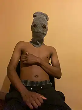 Nicho172 online show from May 2, 2026, 5:07 pm