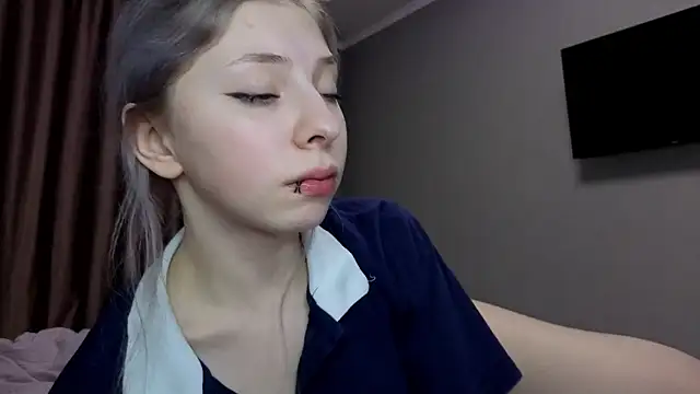RinnMariko online show from February 25, 2025, 1:52 am