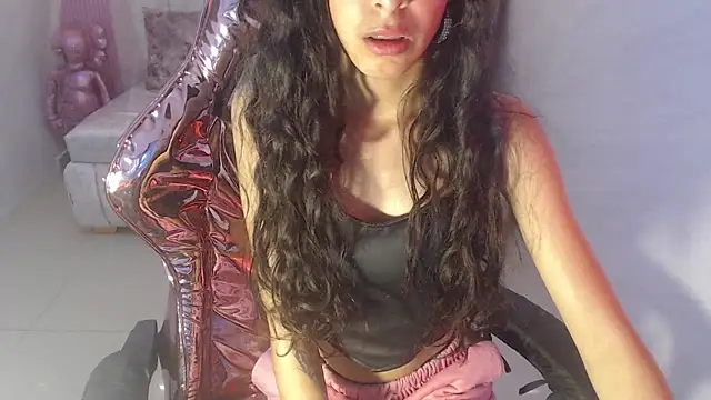 Snapshot of paris_sub1_ chatting on January 23, 2025, 11:15 pm paris sub1  online show from January 23, 2025, 11:15 pm