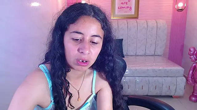 Snapshot of paris_sub1_ chatting on October 17, 2025, 12:52 pm paris sub1  online show from October 17, 2025, 12:52 pm