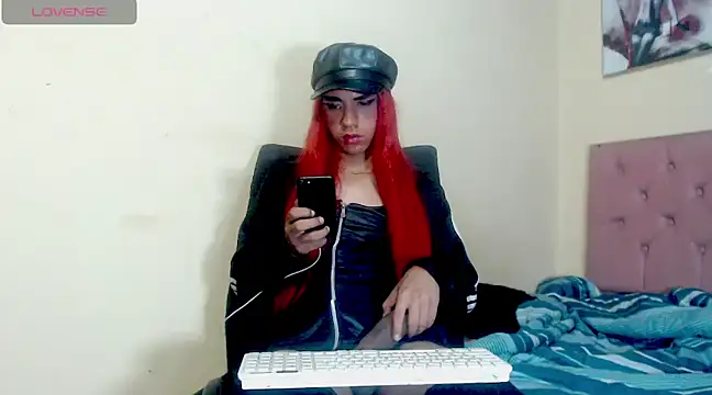 Angiee Ts online show from March 20, 2025, 3:04 pm