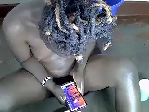 Sweetaggy2 online show from December 16, 2025, 8:25 pm