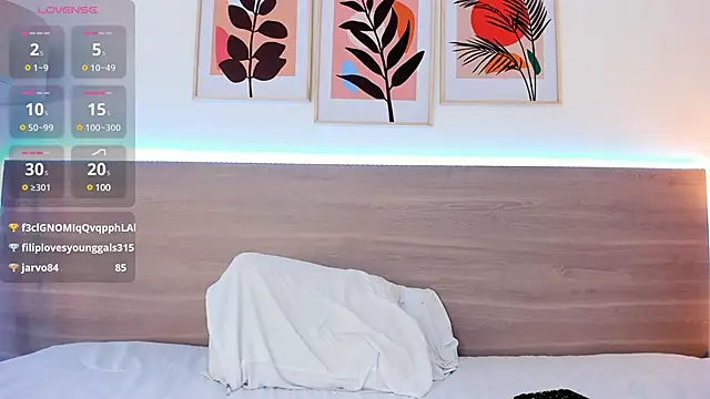 Snapshot of nataliiiiia chatting on February 20, 2025, 5:51 pm nataliiiiia online show from February 20, 2025, 5:51 pm