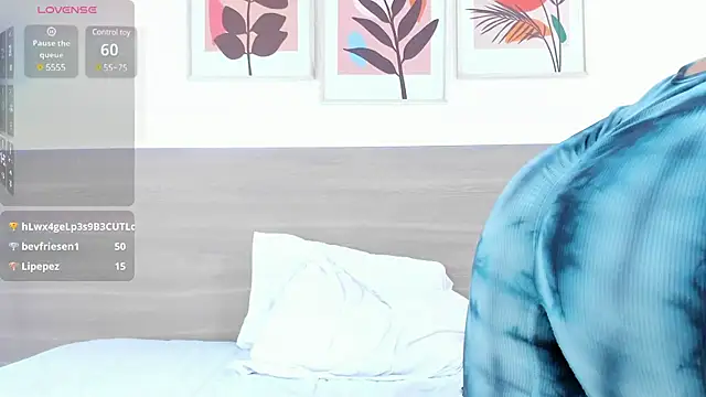 Snapshot of nataliiiiia chatting on March 18, 2025, 5:53 pm nataliiiiia online show from March 18, 2025, 5:53 pm