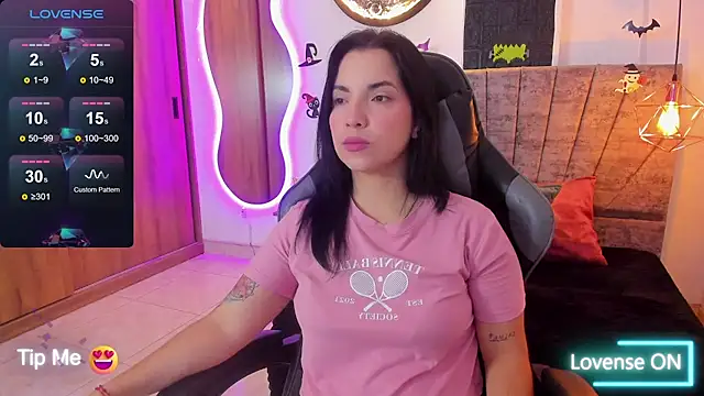 Snapshot of tatiana_sc chatting on October 18, 2025, 12:17 pm tatiana sc online show from October 18, 2025, 12:17 pm