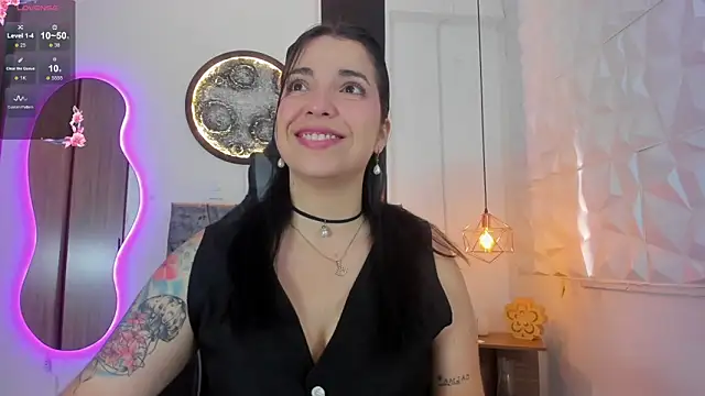 tatiana sc online show from January 19, 2026, 1:26 pm