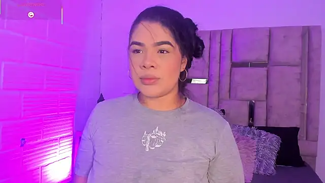 EmmaBecket2 online show from January 11, 2026, 3:44 am