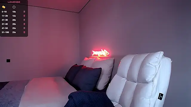 Snapshot of Tanya_M chatting on February 21, 2026, 12:28 pm Tanya M online show from February 21, 2026, 12:28 pm