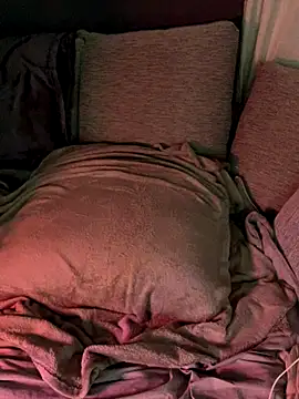 Snapshot of eemsii chatting on October 3, 2025, 8:06 pm eemsii online show from October 3, 2025, 8:06 pm