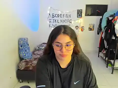 Yuli zuha online show from March 15, 2026, 7:14 am