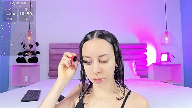 AbyCooper online show from September 20, 2025, 1:01 pm