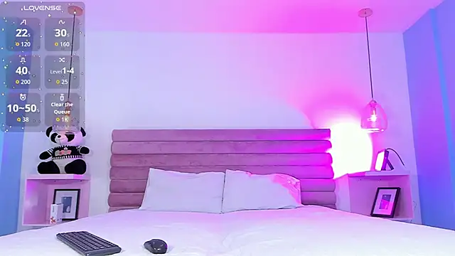 AbyCooper online show from December 17, 2025, 12:22 pm