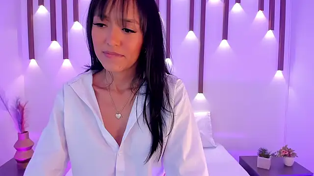Snapshot of sara_gwen chatting on January 15, 2025, 2:17 am sara gwen online show from January 15, 2025, 2:17 am