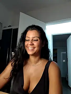 babywolf online show from January 8, 2025, 2:14 am