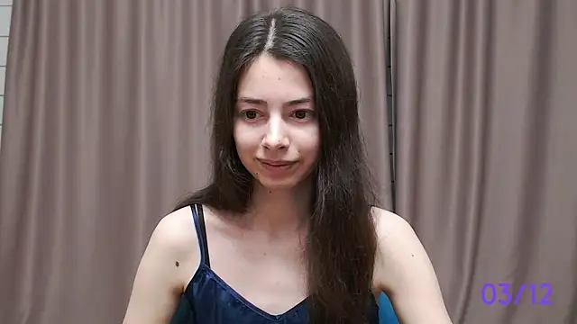 Snapshot of sweet_sweet_angel chatting on December 3, 2024, 2:38 pm sweet sweet angel online show from December 3, 2024, 2:38 pm